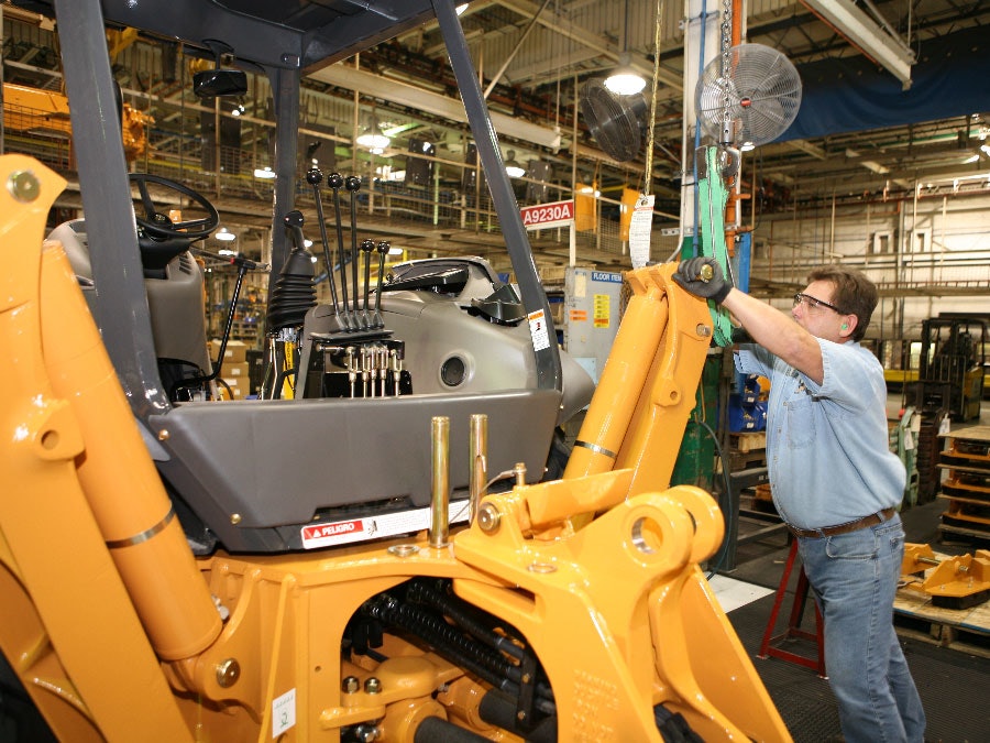 CNH Confirms "Tentative" Plan to Close Case Backhoe Plant in Iowa