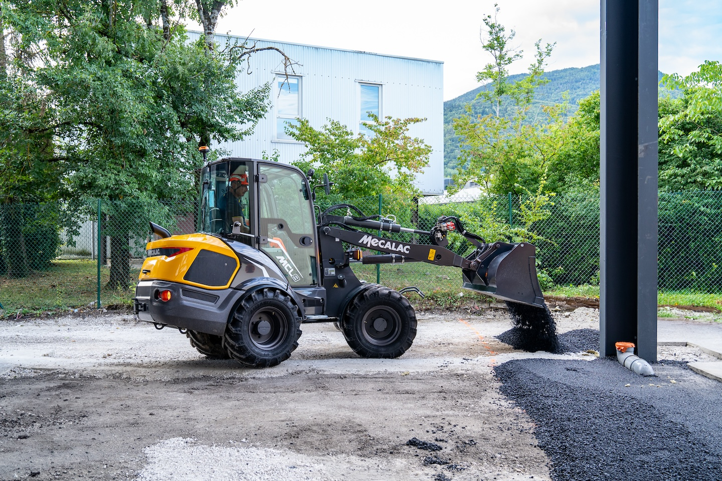 The Latest in Compact Wheel Loaders in 2024 | Equipment World