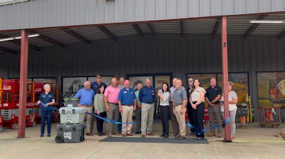 thompson rents fort payne ribbon cutting