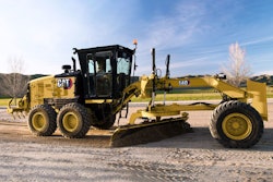 Caterpillar 140 motor grader
