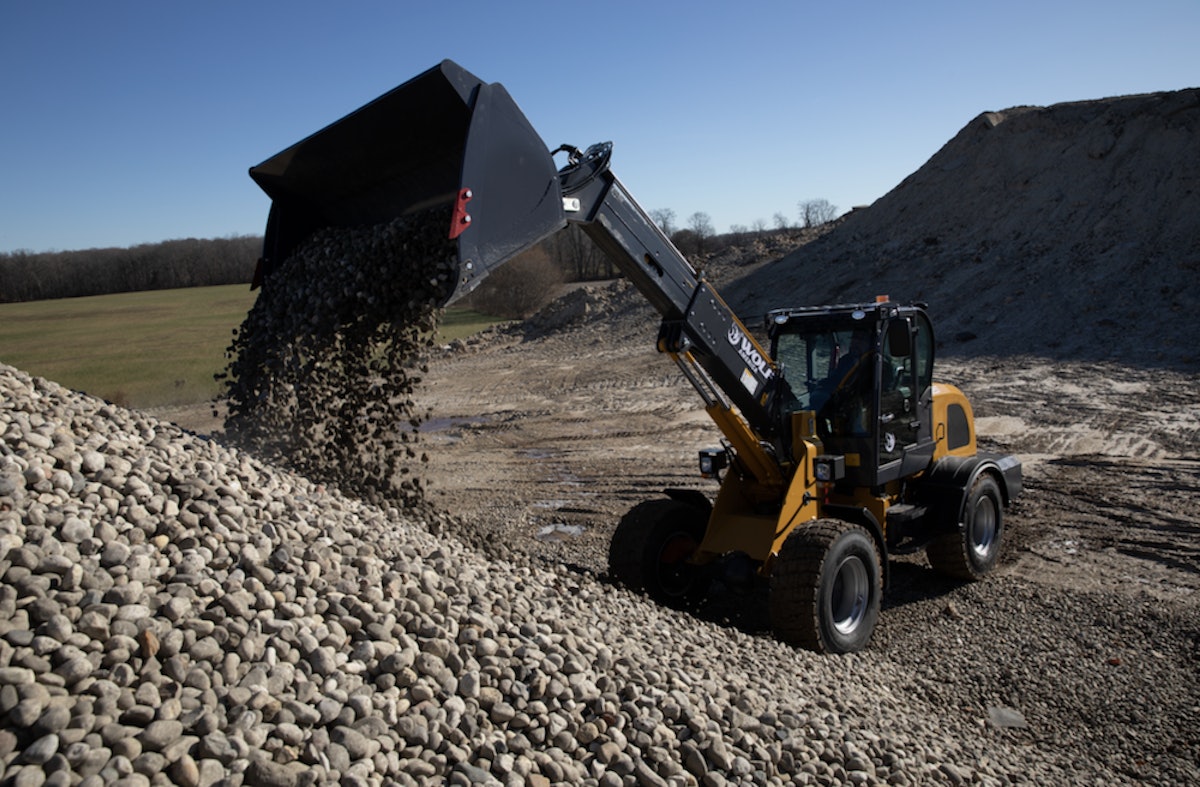 Wolf America Brings Two New Wheel Loaders to U.S. from China