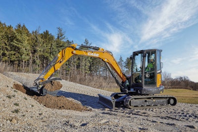 CASE CX50D Mini Excavator digging