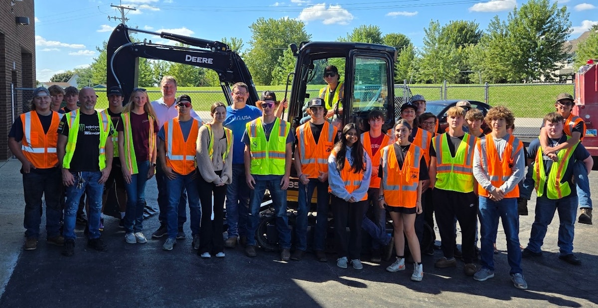 This Illinois High School Won’t Give Up on its Heavy-Equipment Education