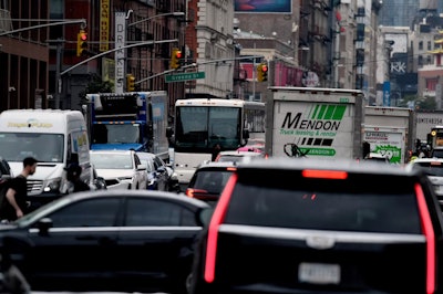 cars in new york traffic