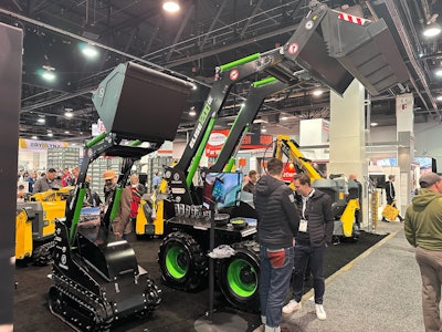 Firstgreen’s remote-control Elise 1200 CBL mini skid steer and MiniZ 400 track loader at World of Concrete