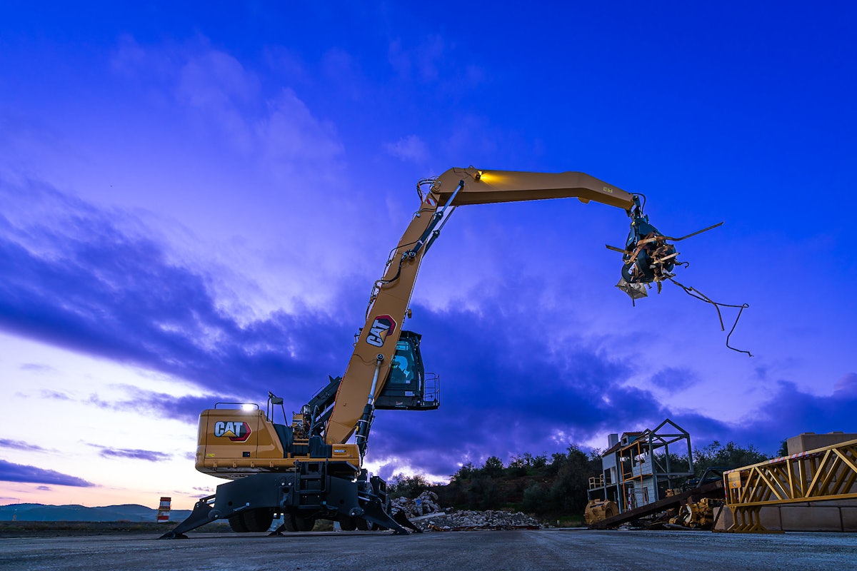 Cat Expands Material Handler Lineup with Launch of Next-Generation ...