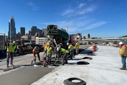 crews repairs the big mac bridge
