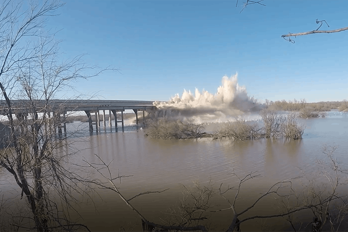 Watch the Texas DOT Blow Up Two 60-Year-Old Bridges (Video)