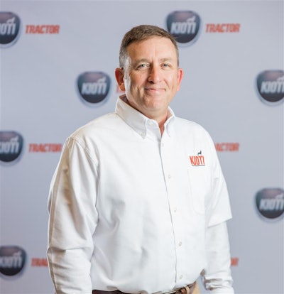 tim phillips headshot