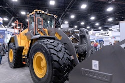 the volvo l260 wheel loader