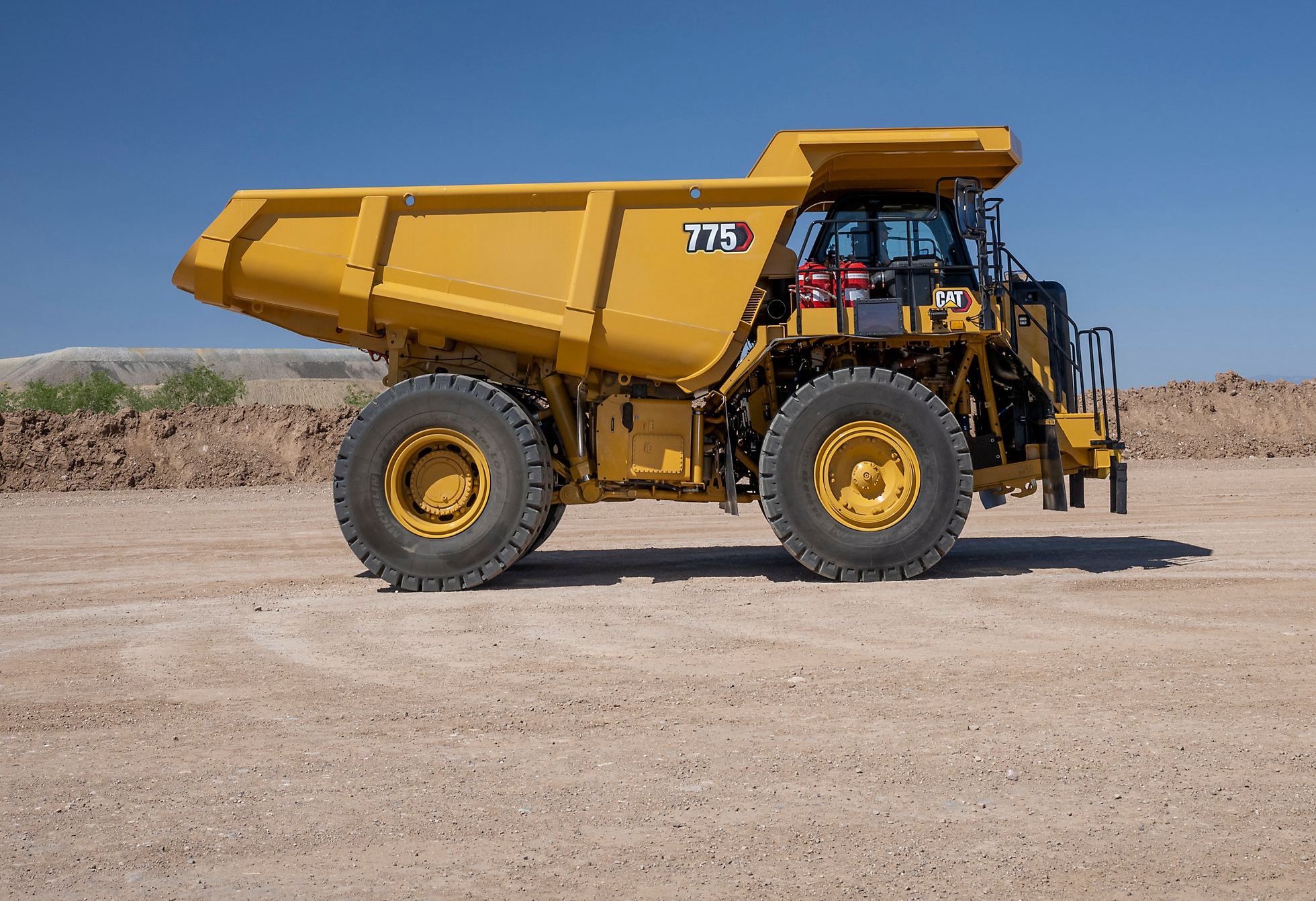 Cat Unveils Next-Gen 775 Dump Truck at Bauma | Equipment World