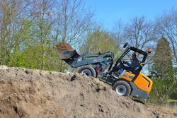 Tobroco-Giant sued to remove a copy of a Giant G2700 small articulated loader it said it found at Chinese manufacturer Haihong's exhibit at Bauma.
