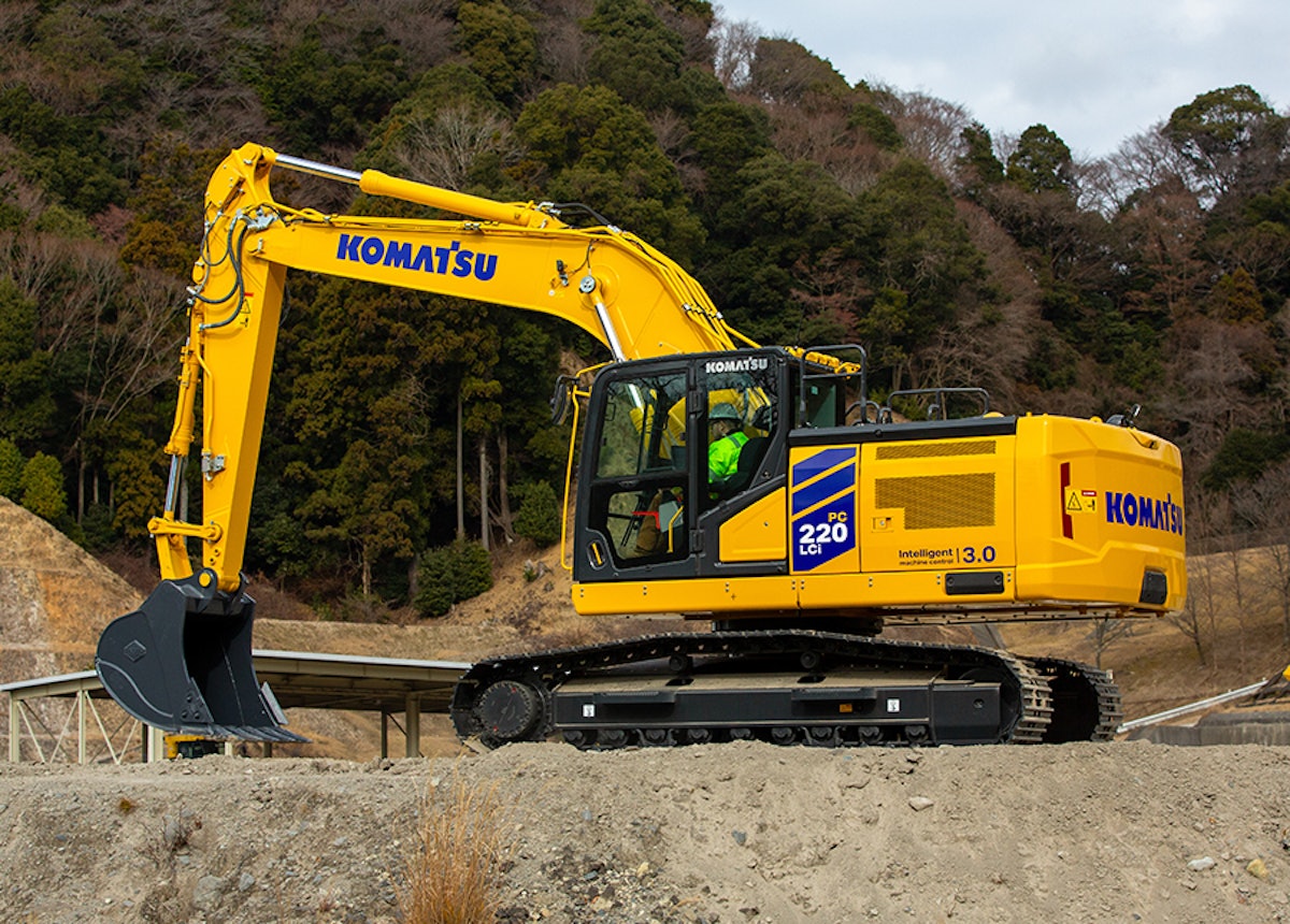 Komatsu’s Next-Generation PC220LCi-12 Excavator Makes World Debut at Bauma