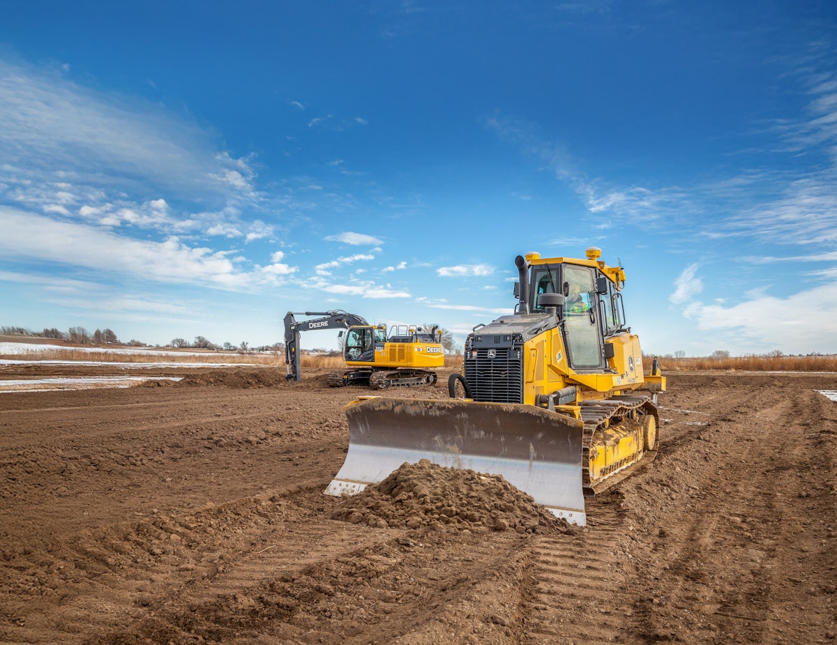 Industry Roundup: Trimble Appoints First John Deere Technology Outlet