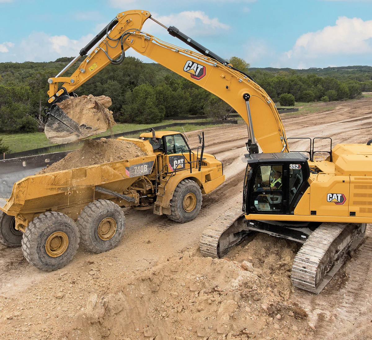 Cat rolls out updates for 2025 excavators | Equipment World