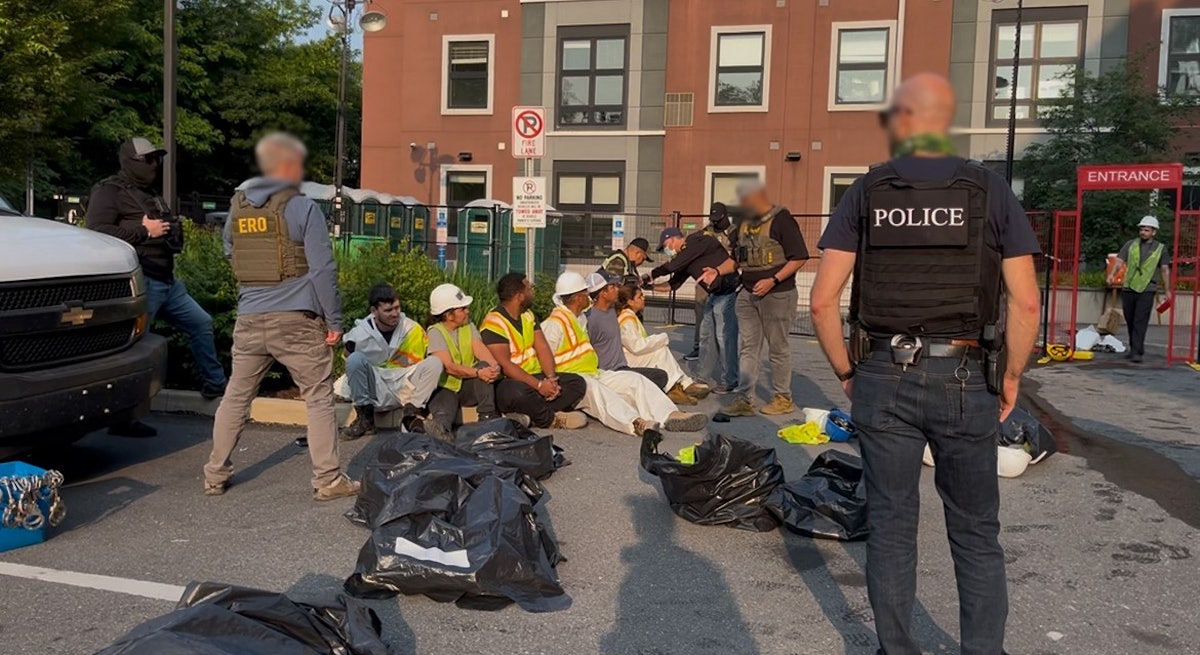 Judge: USDOT Can't Block State Funding Over ICE Cooperation