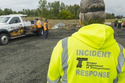 The report claims many of ODOT's procedures have long approval chains and extend turnaround times.