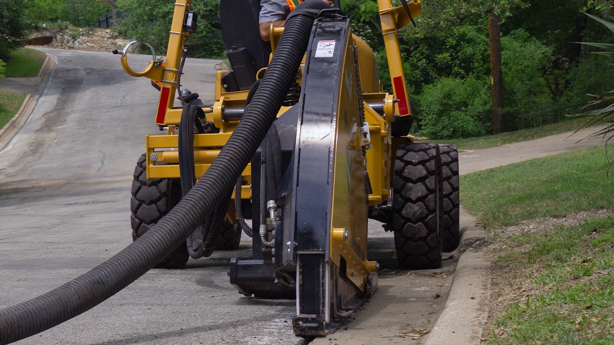 Vermeer Releases MTR516 Microtrencher Attachment for Fiber Optic Installation