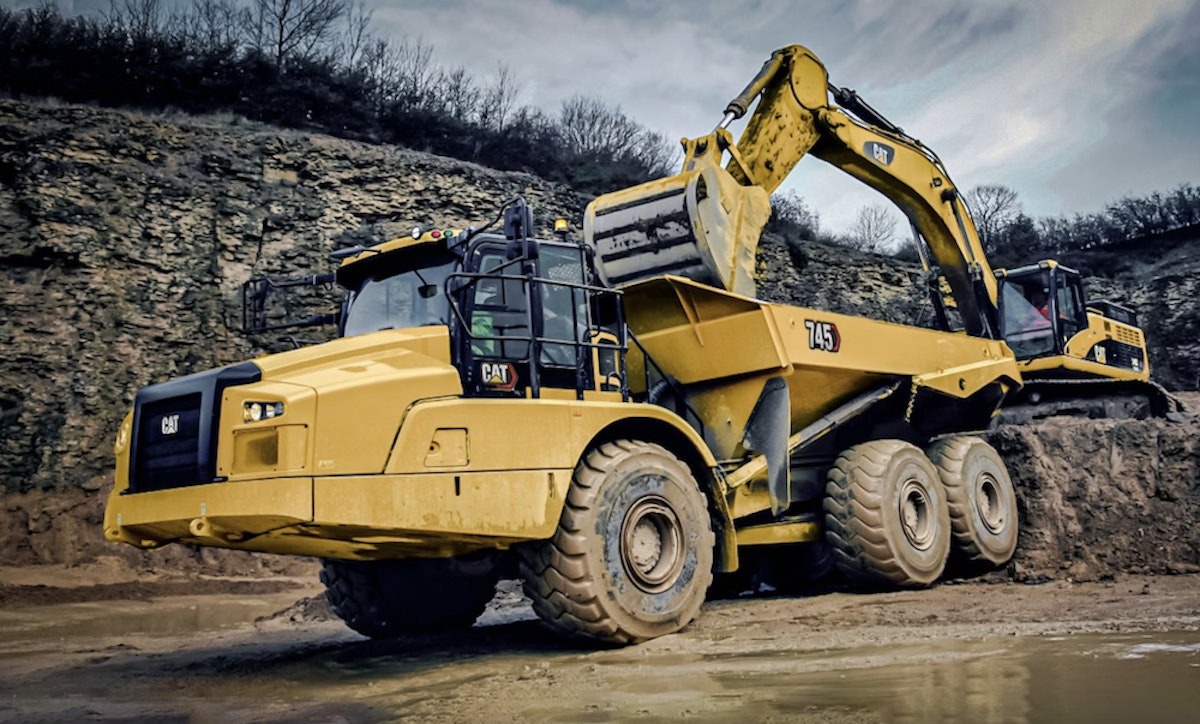Caterpillar Construction Equipment Sales Drop 7% in Q2 Amid Higher Tariffs