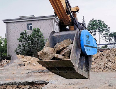 Crusher Bucket 01