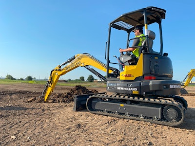 New Holland E42 D