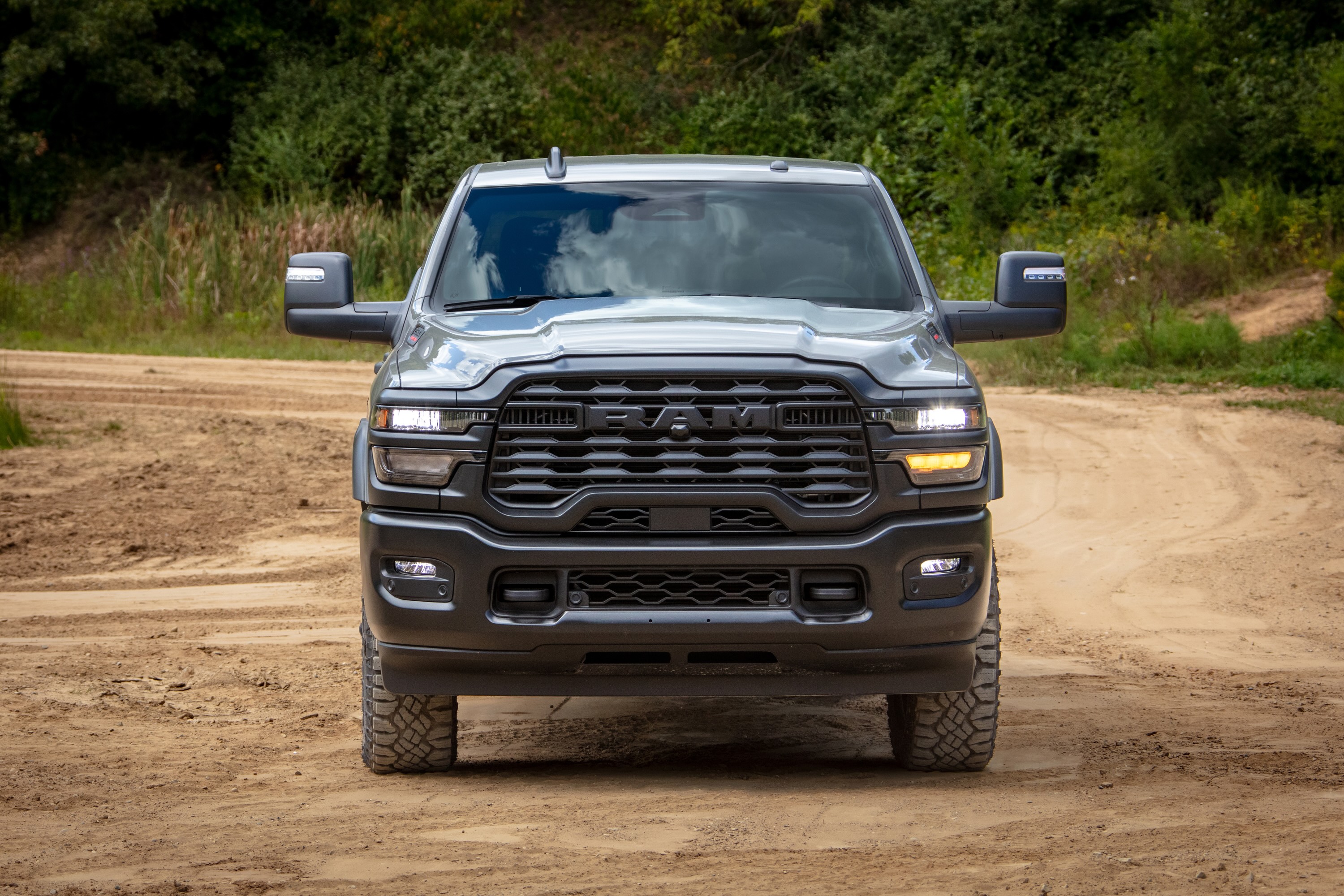 2026 Ram 2500 HD: Hemi V8 or Cummins Diesel? | Equipment World