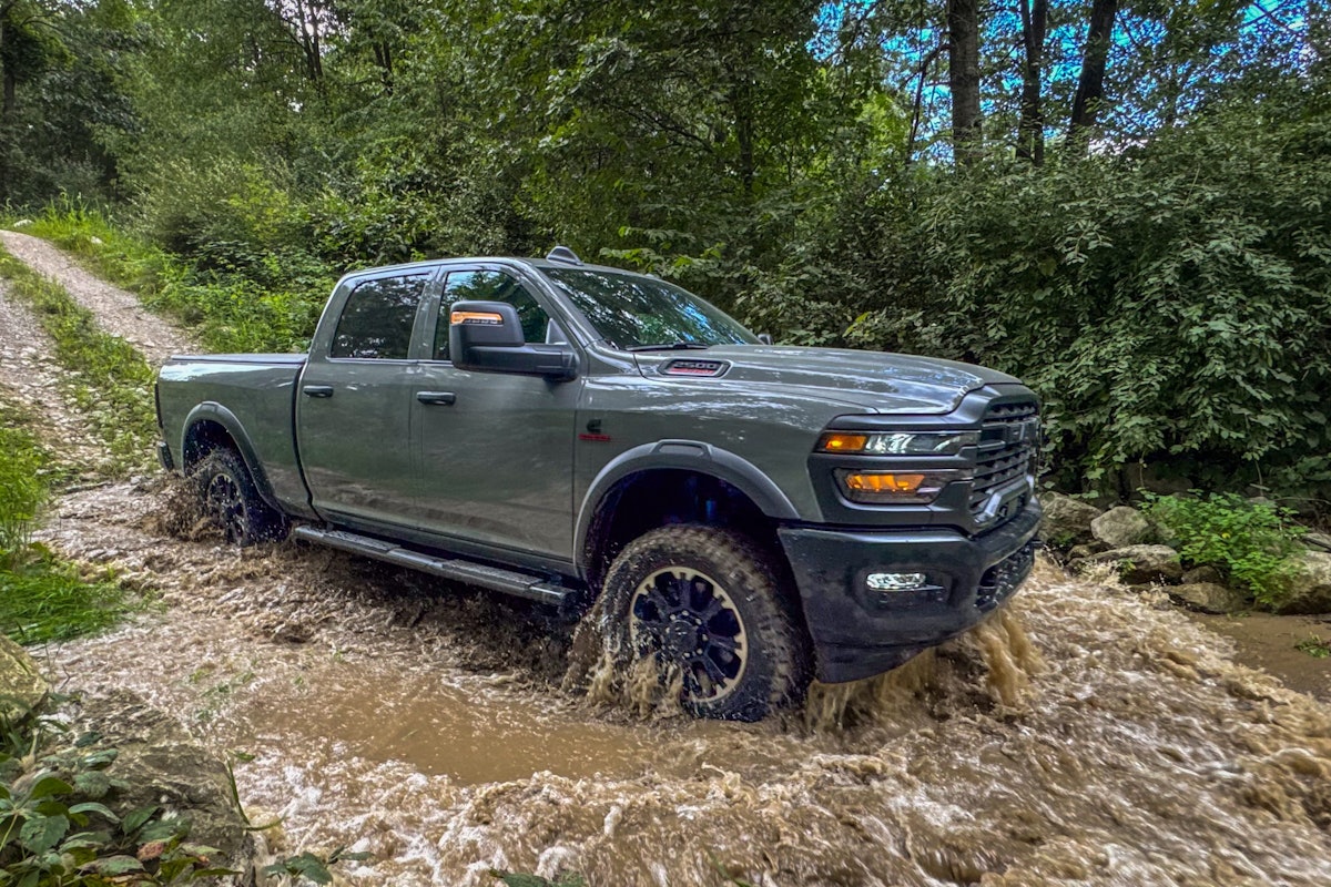 Hemi V8 or Cummins Diesel? – 2026 Ram 2500 HD Offers Hefty Choice