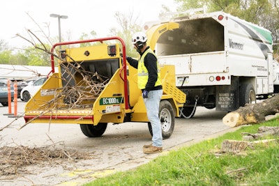 Vermeer BC1000XL electric brush chipper