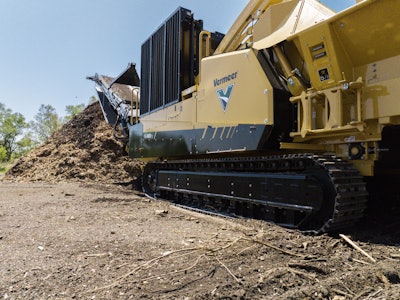 Vermeer releases midsize tracked HG4000TX horizontal grinder for increased jobsite maneuverability.