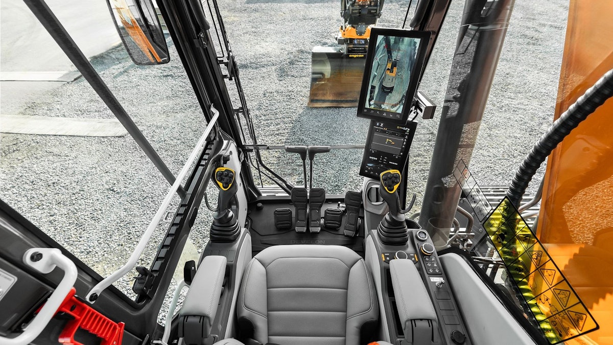 Develon's -9 Series Excavators Launch Engcon Tilitrotator-Ready ...