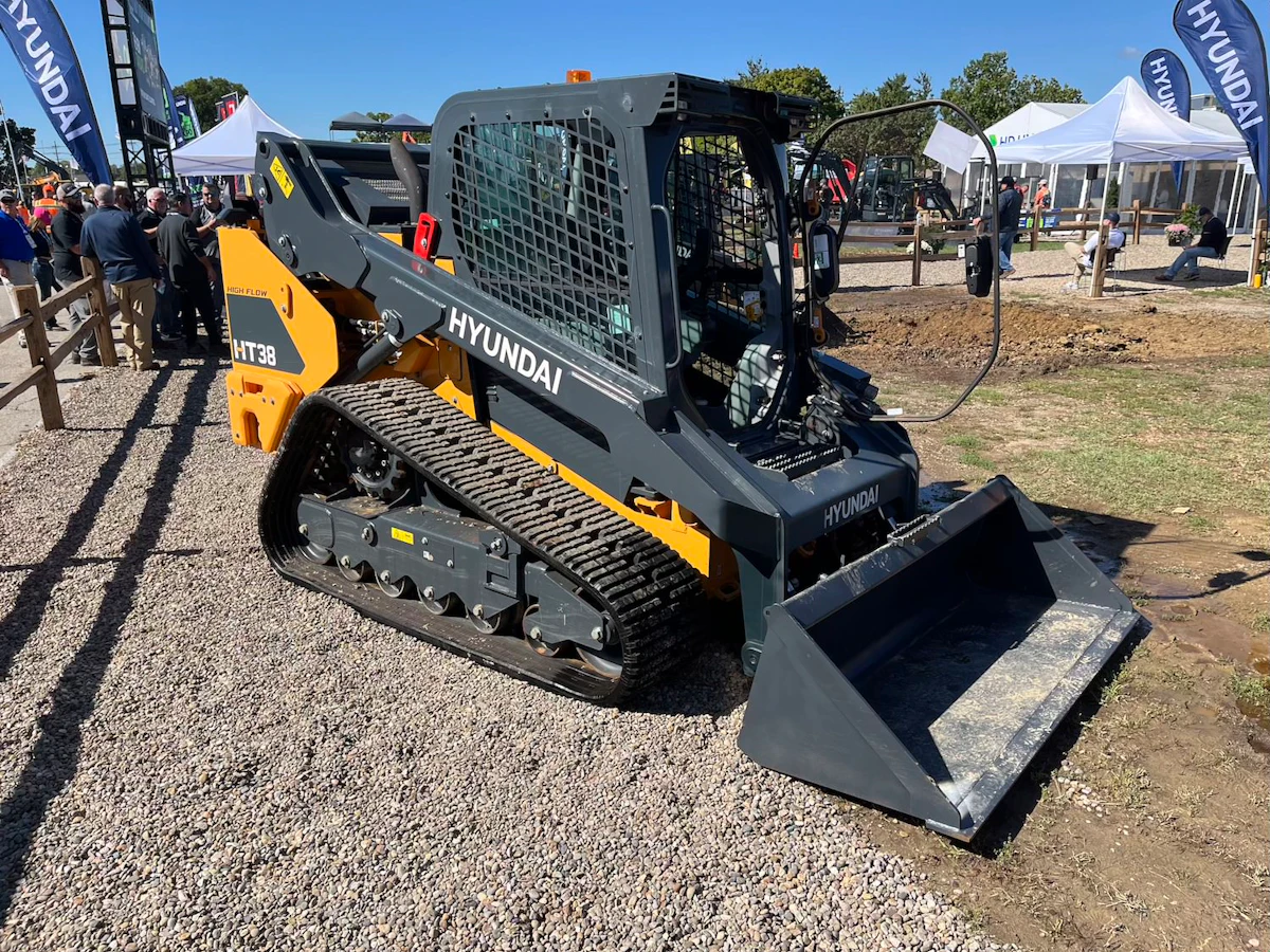 HD Hyundai Debuts Its Largest Compact Track Loader: the HT38 ...