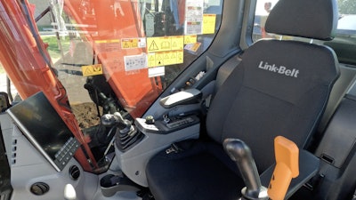 Link Belt 145 Cab
