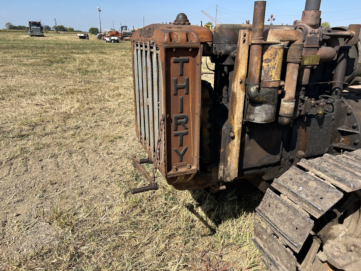 1930 Caterpillar Thirty: Vintage Tractor with All-Original Parts