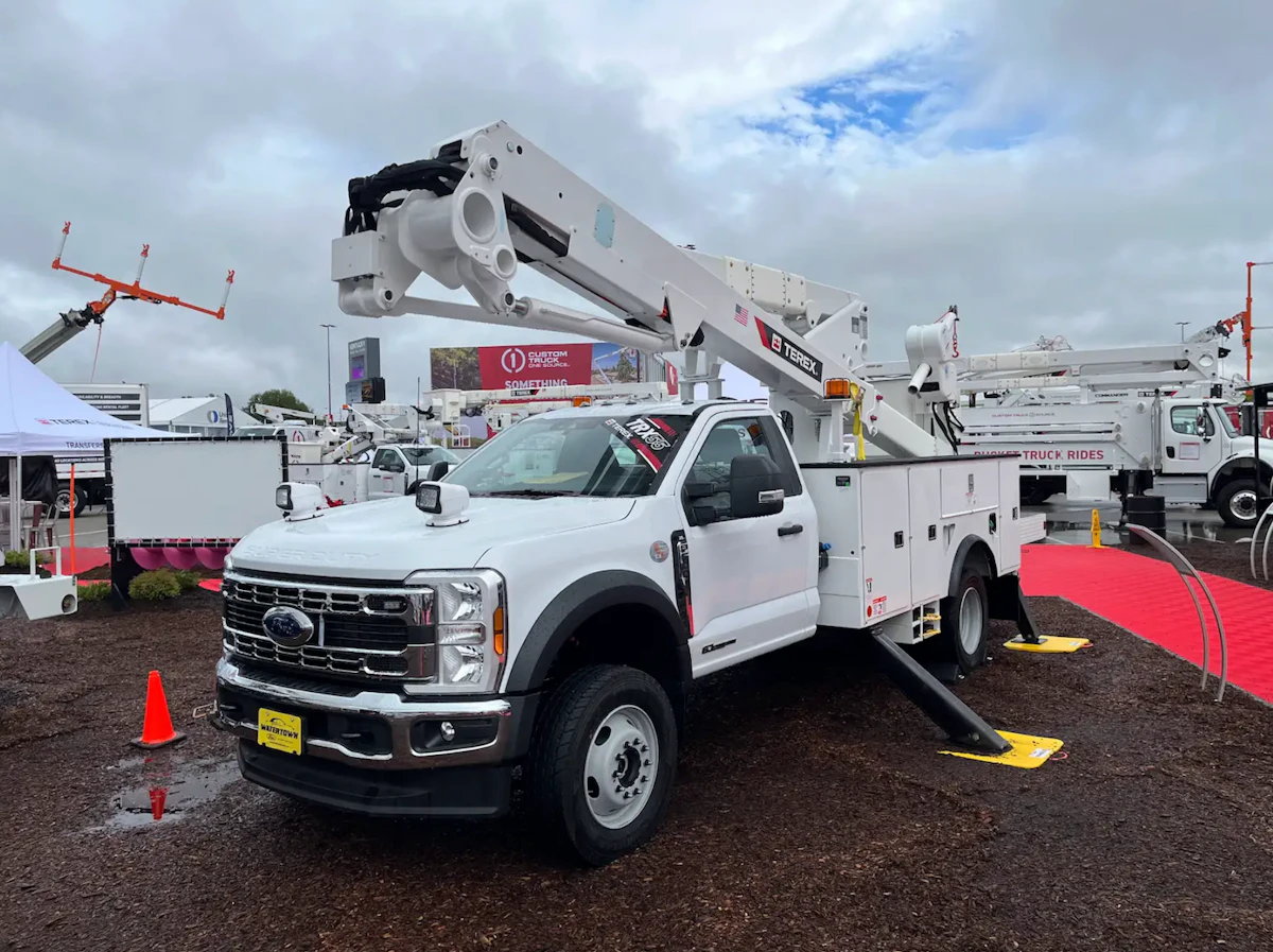 Terex Launches TRX Telescopic Bucket Trucks with Lighter Booms, More Payload