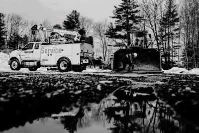 Cat Cva Cm20251203 1aca5 63e10