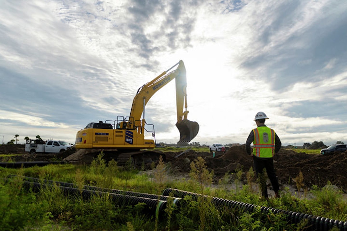 Komatsu's New PC365-11 Hybrid Excavator Boosts Power, Cuts Fuel Use