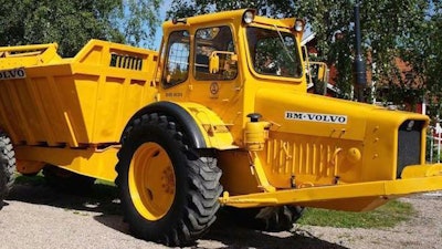 BM-Volvo's DR 631, which got the nickname Gravel Charlie, was produced from 1966 to 1967. It is credited with ushering in a new equipment category, the articulated dump truck.