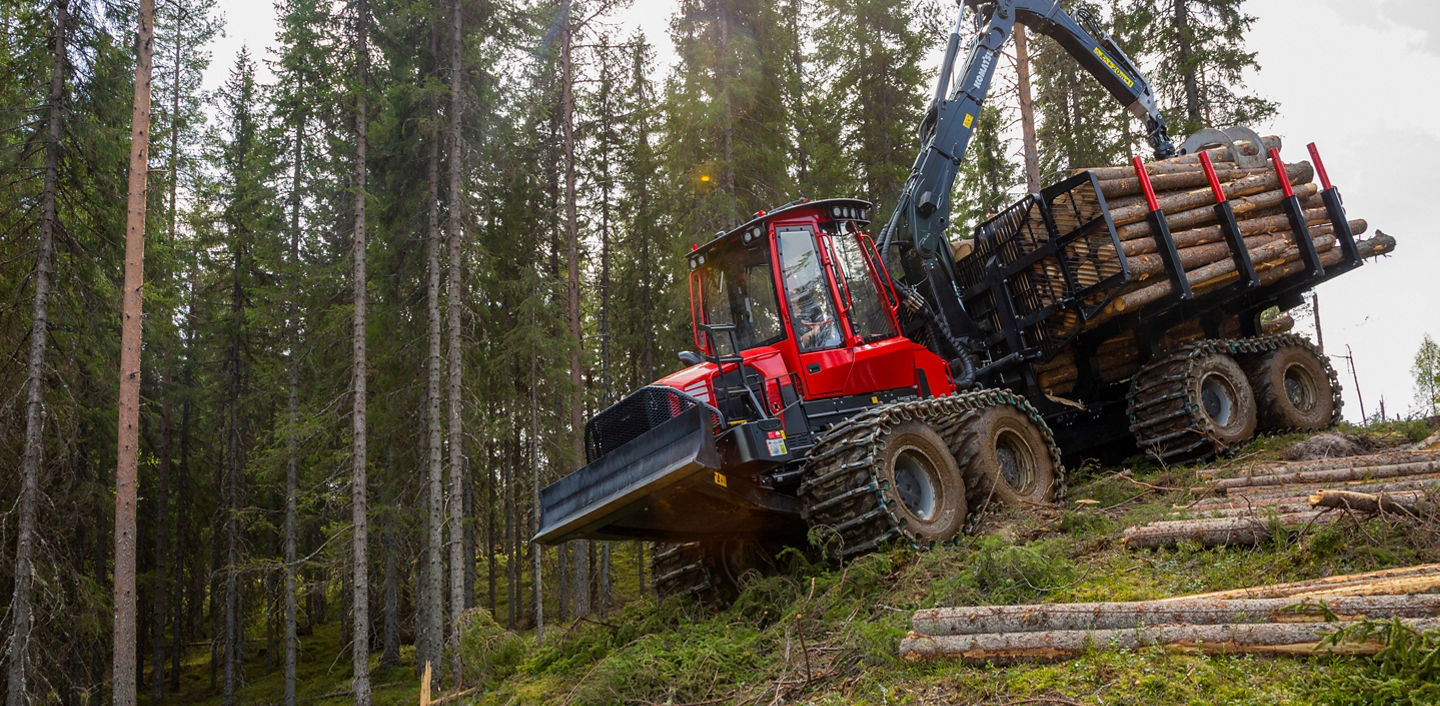 Komatsu's new XF895-3 forestry forwarder