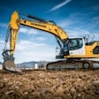 From the R 922 to the R 945, Liebherr says its updated generation 8 range combines performance with reduced fuel consumption, supported by a comfortable operator environment and simplified, safe maintenance access.
