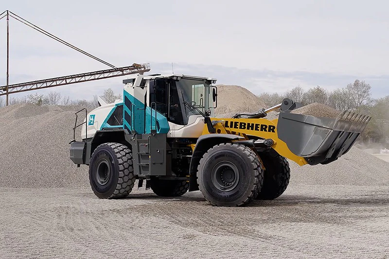 Liebherr: Large Hydrogen L 566 H Wheel Loader as Good as Diesel in Test
