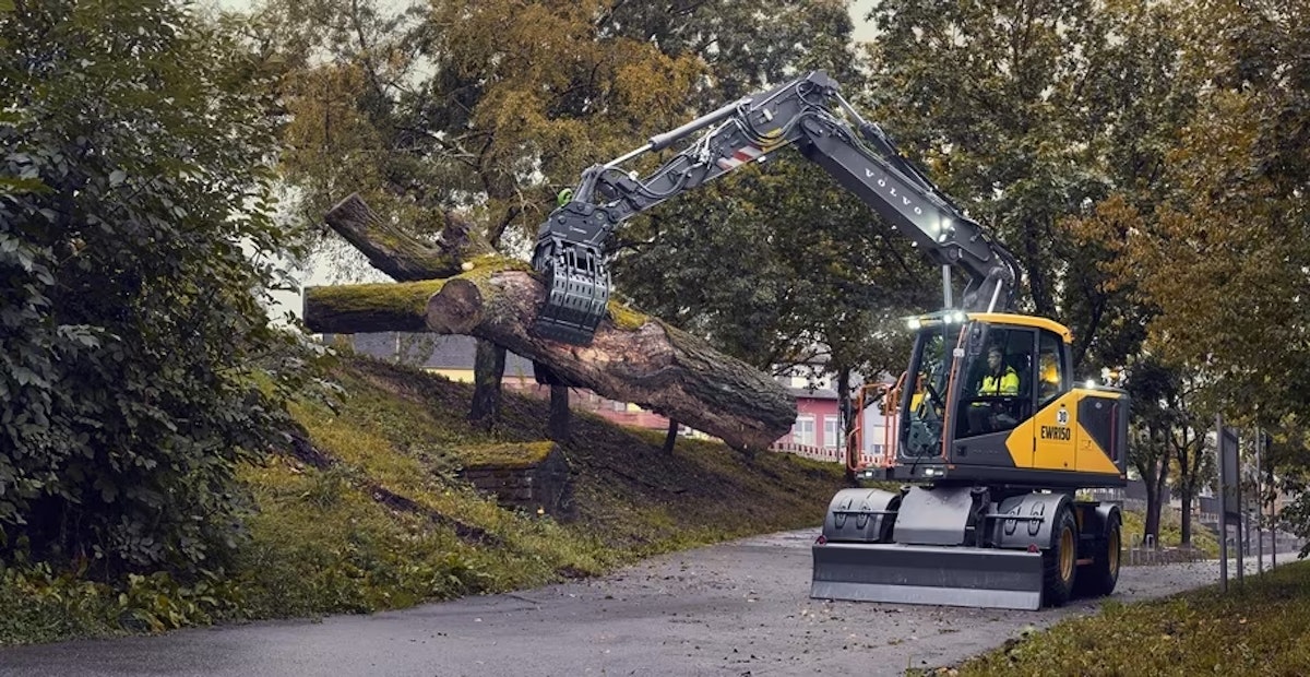 Volvo CE Betting U.S. Ready for New EWR150 and EWR170 Wheeled Excavators