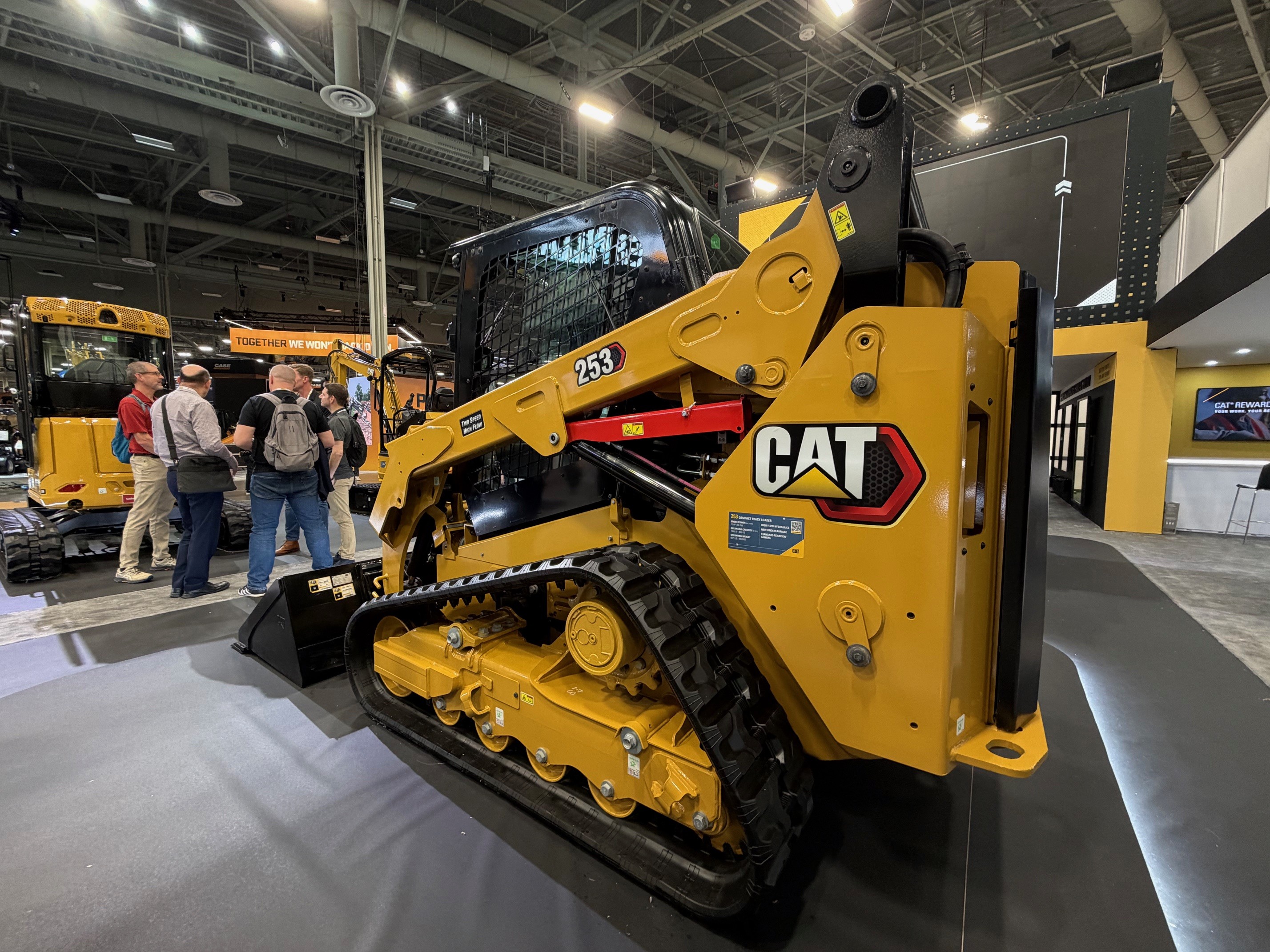 Cat 253 1