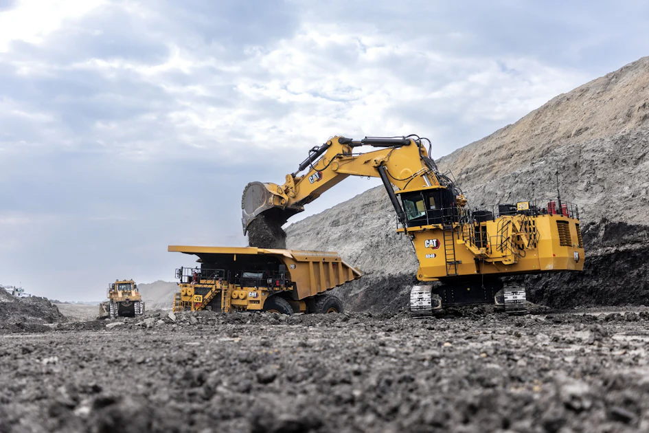 New Caterpillar 6040 Mining Shovel Touts More Tech, Less Fuel Burn