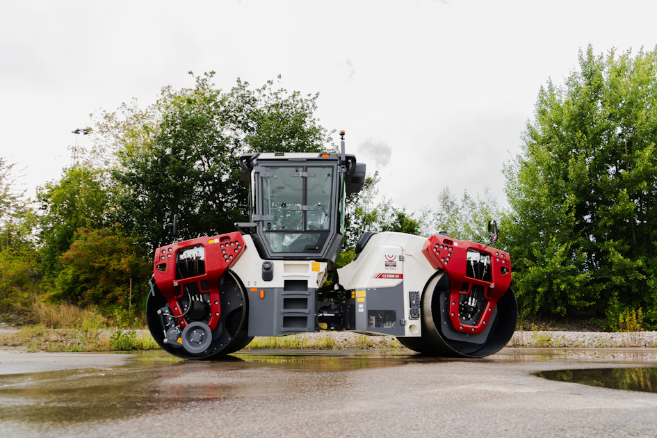 Dynapac Rolls Out Heaviest Asphalt Roller, the New 16-Ton CC7000 VI