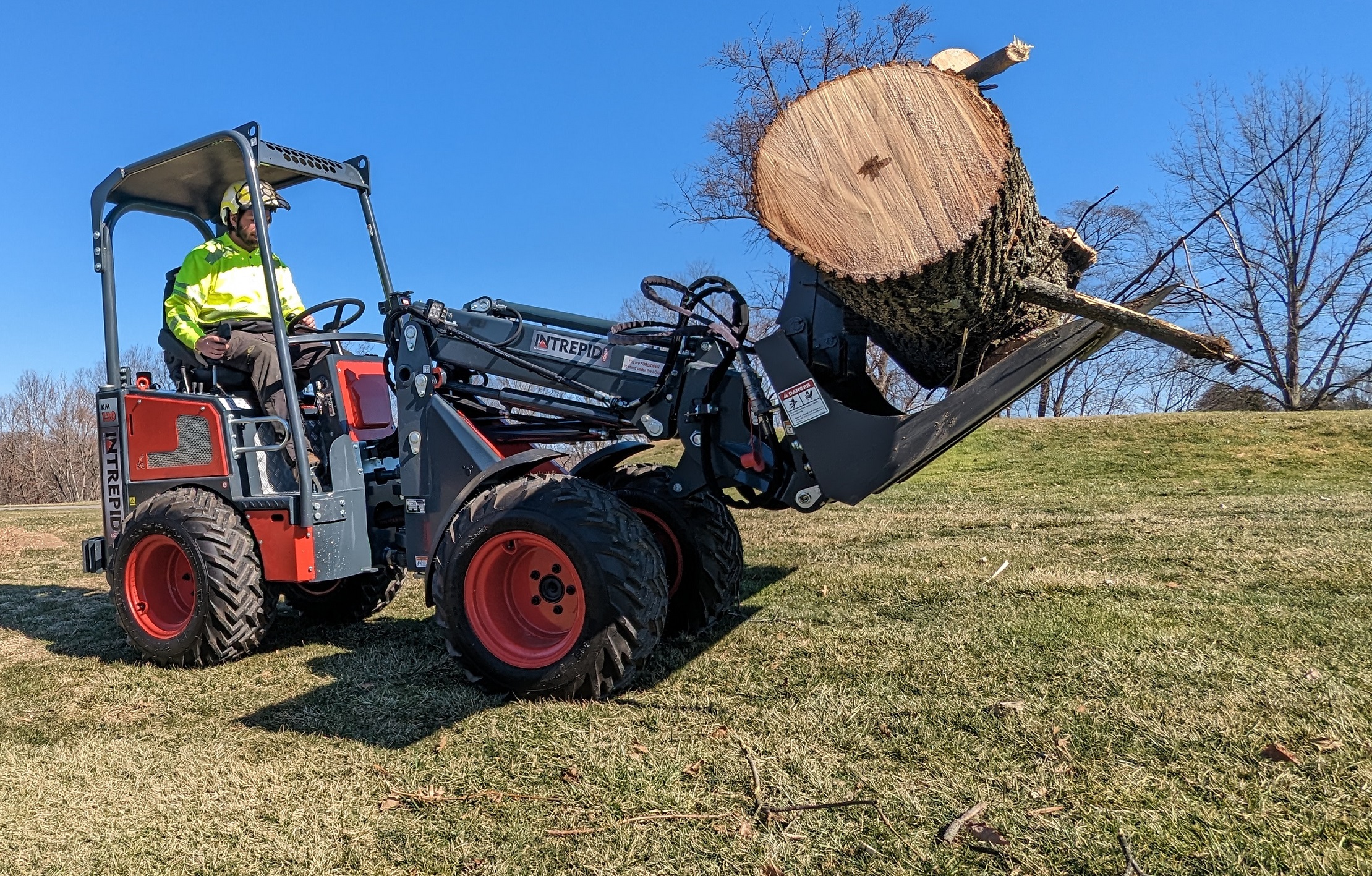 Small Articulated Loader Buyer’s Guide 2026 | Equipment World