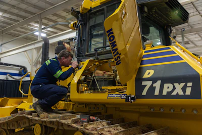 Allen Cherrington diagnoses a machine during Komatsu's Advanced Technician Competition.