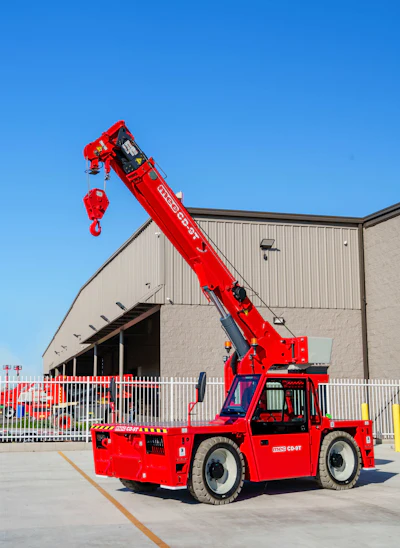 MEC's new CD-9T diesel carry-deck crane