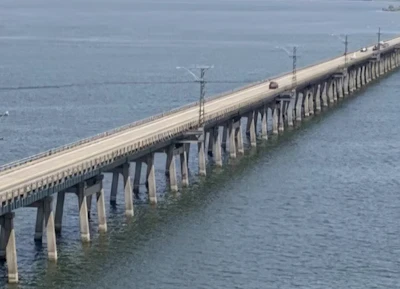 The US 70 Roosevelt Bridge crosses Lake Texoma in southern Oklahoma.