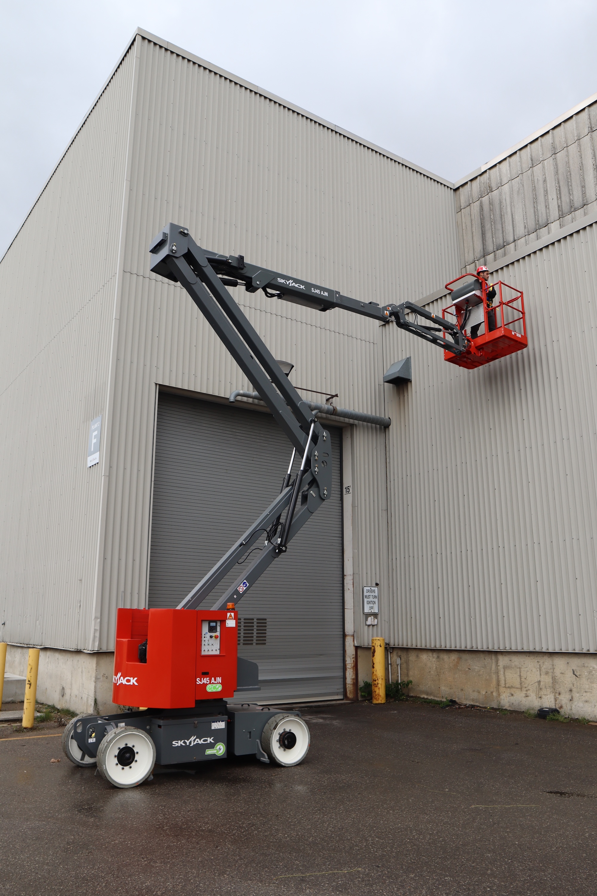 Skyjack's new SJ45 articulated boom aerial work platform