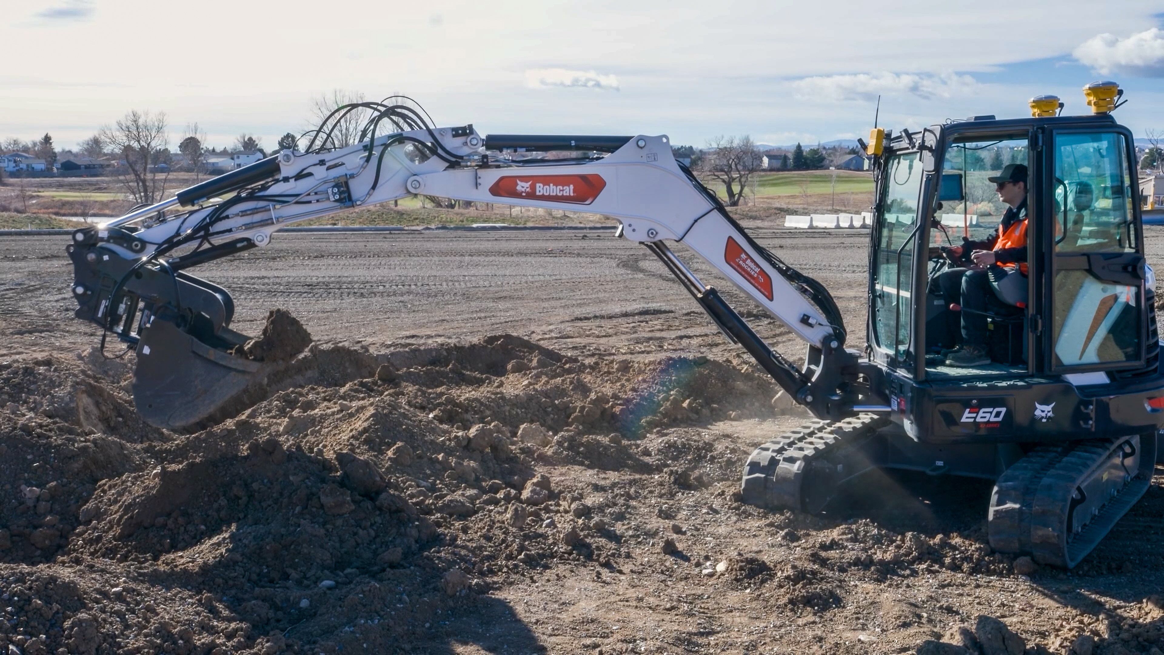 Trimble Expands Earthworks Machine Control to Mini Excavators, Scrapers